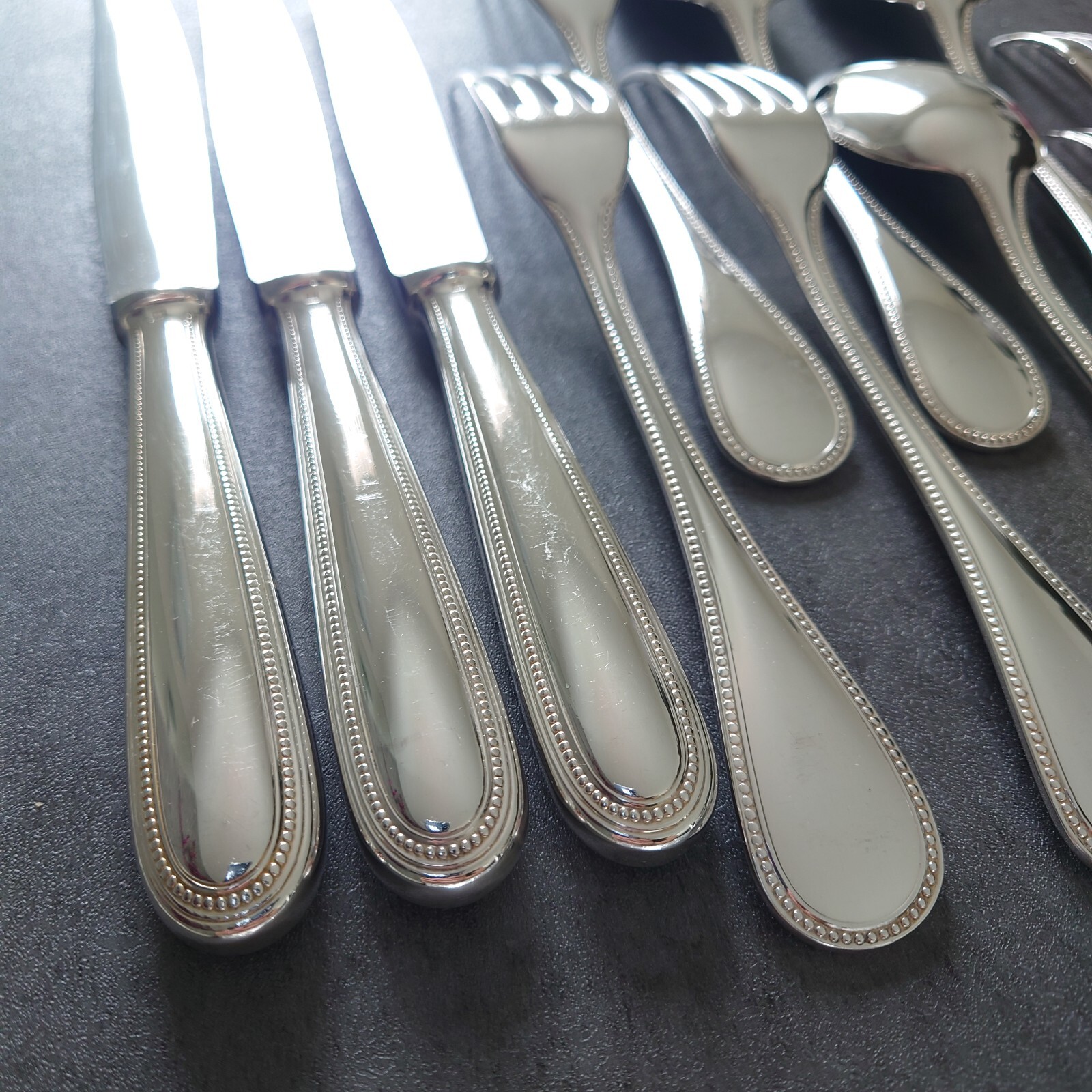 Christofle Perles 15pcs Silverplate Flatware Knife Fork Spoon Excellent