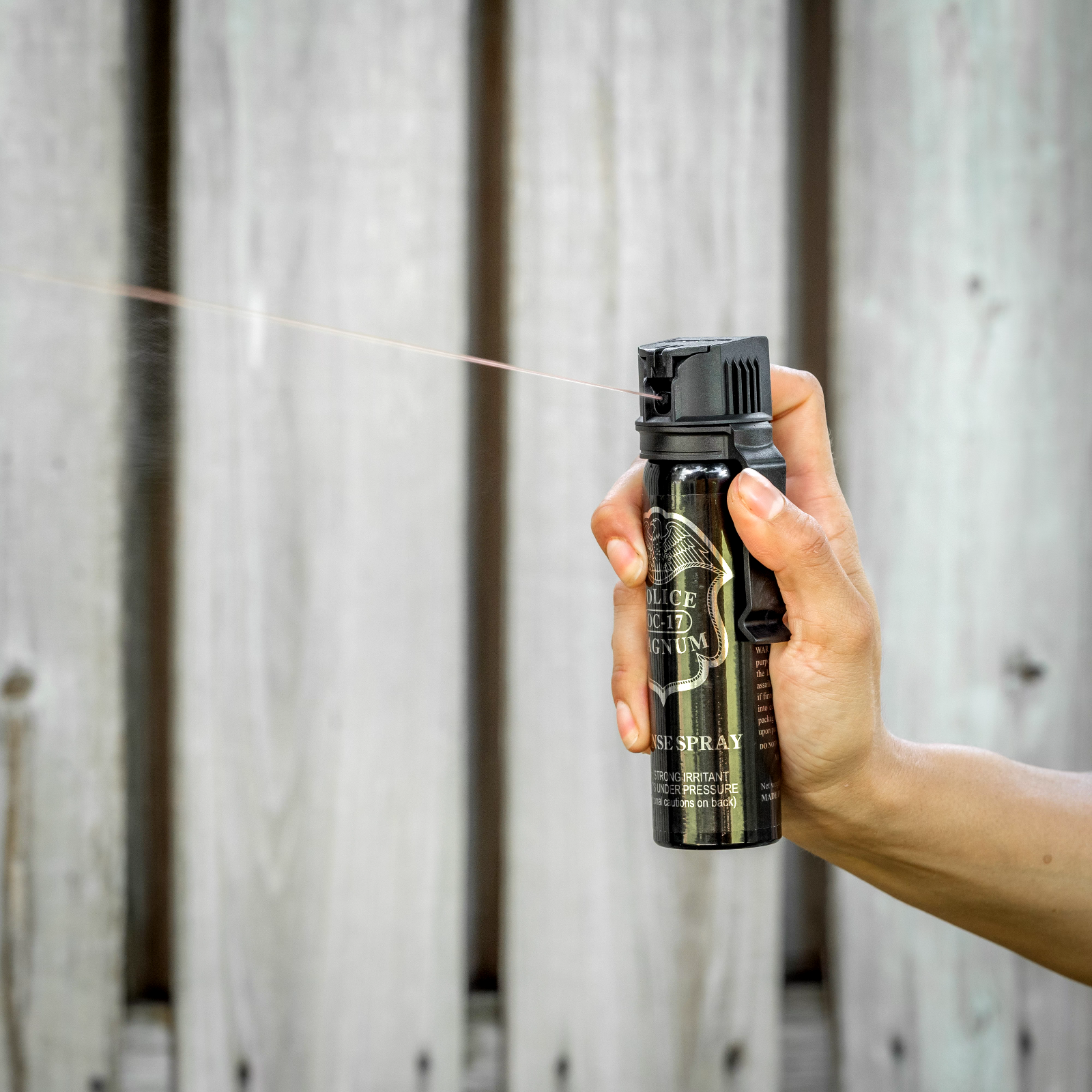 POLICE MAGNUM Pepper Spray 4 oz Ounce Safety Flip Top Belt Clip FREE 1/2oz Spray