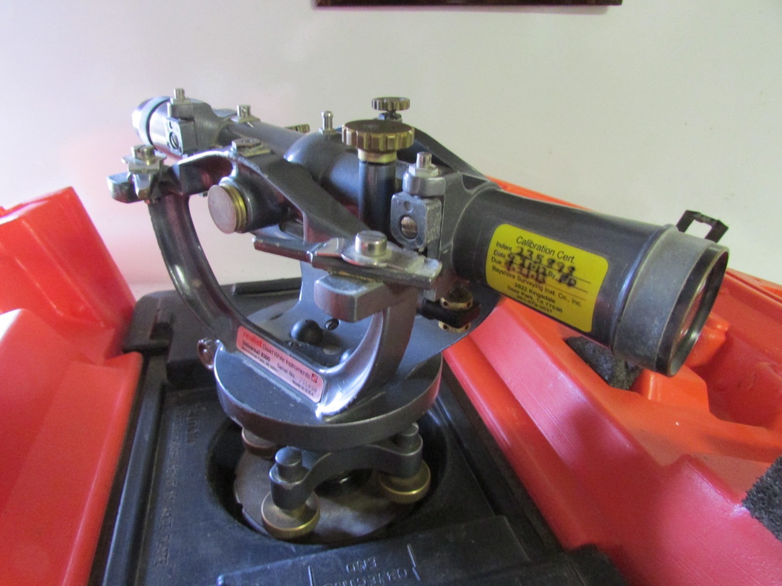 David White Instruments Transit Universal 8300 Realist