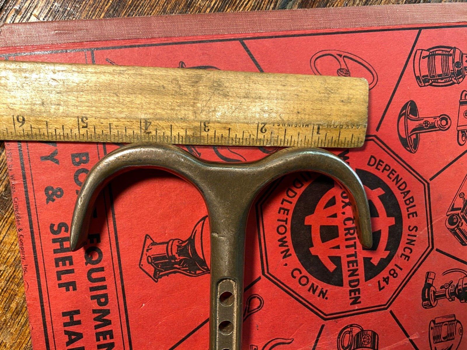 Wilcox Crittenden Sea-Security cast bronze oar locking device