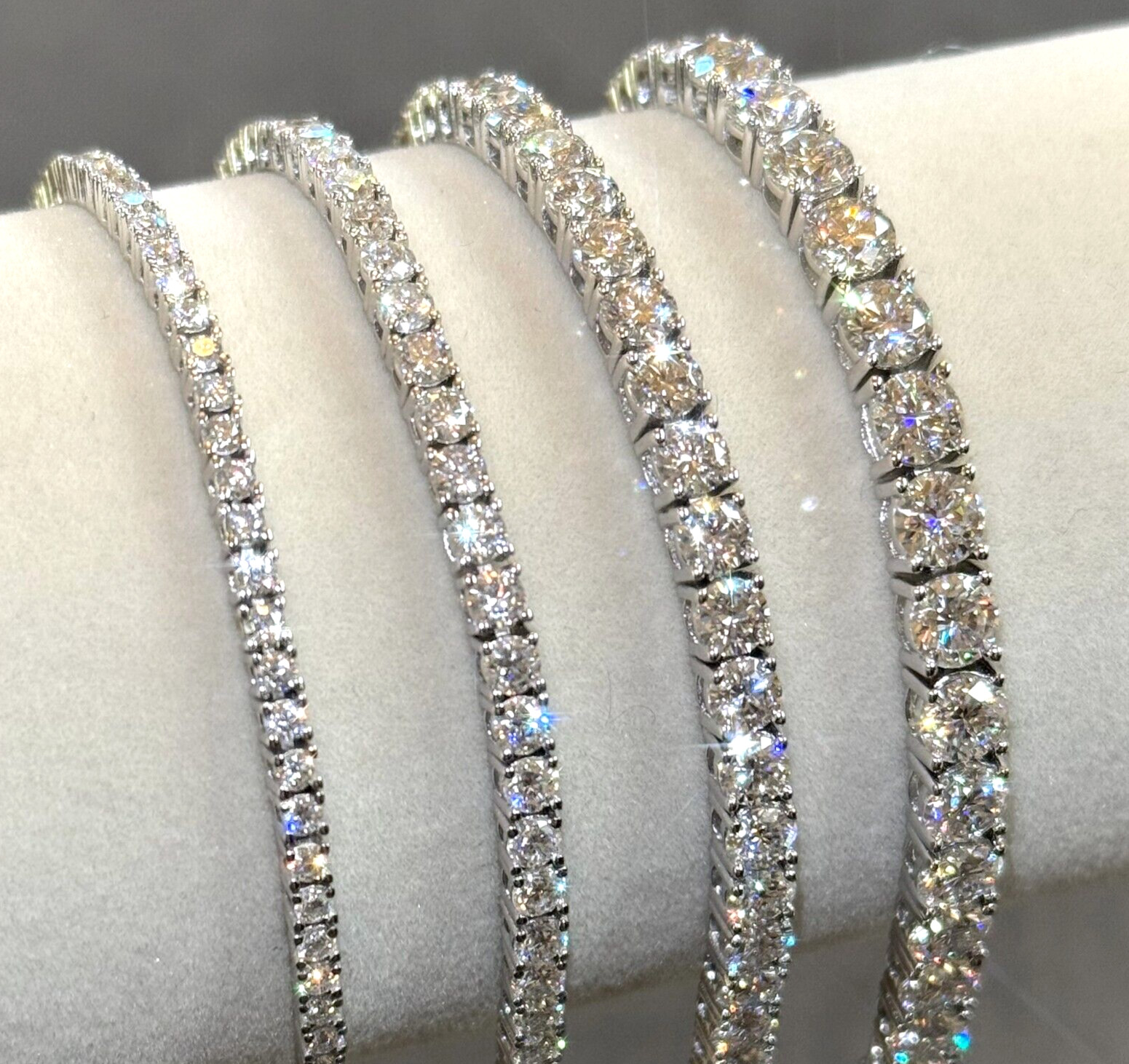 VVS1 Certified Moissanite Tennis Bracelet - 925 Silver or Gold Plated All Sizes