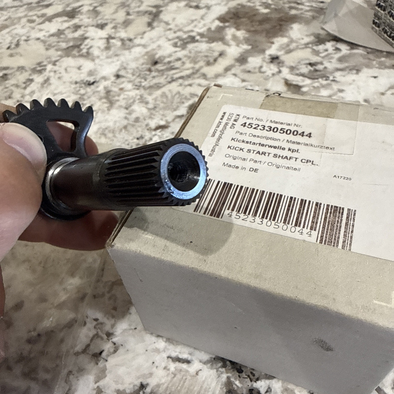 45233050044/45233050100 KICK STARTER SHAFT 50SX '10-'23