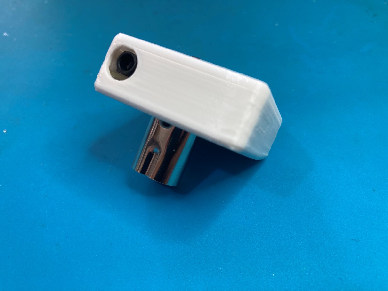 ATARI ST DIN13 TO VGA ADAPTOR LOW-MEDIUM/HIGH SWITCHABLE WITH AUDIO OUT