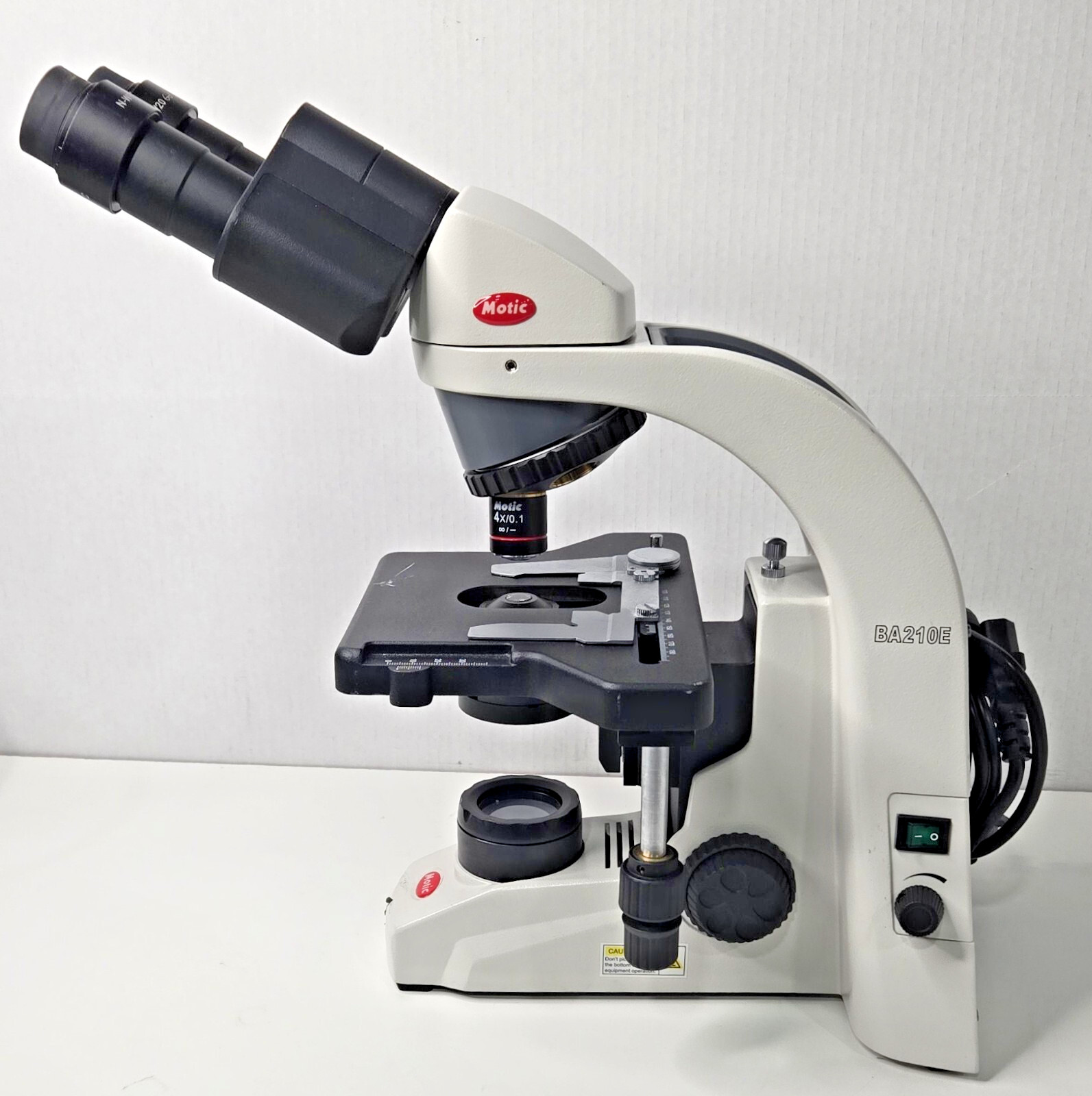 Motic BA210E LED Compound Binocular Microscope with 4X/0.10 Objective Tested