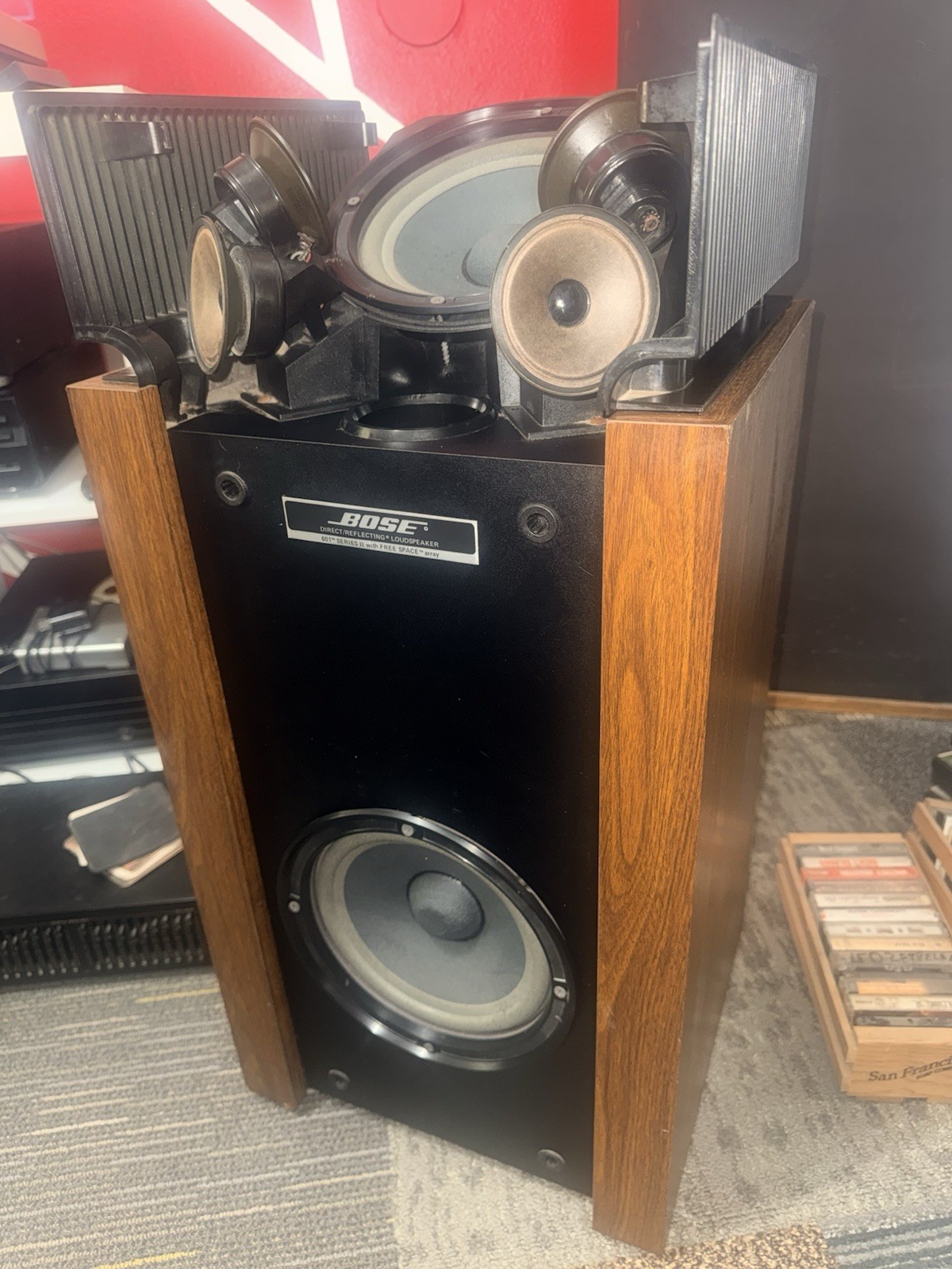 Bose 601 Series II Direct Reflecting Vintage Speakers Vinyl Wood look Finish