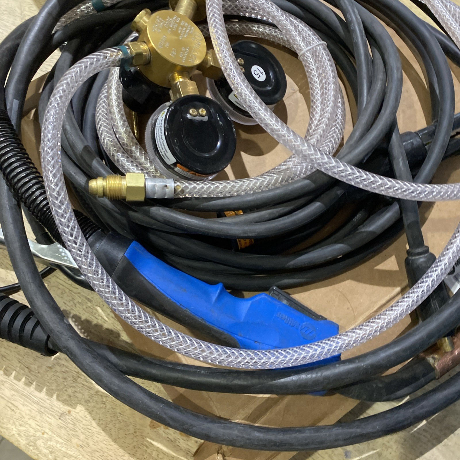 MILLER ELECTRIC 907757 MILLER Multimatic 220 AC/DC Multiprocess Welder