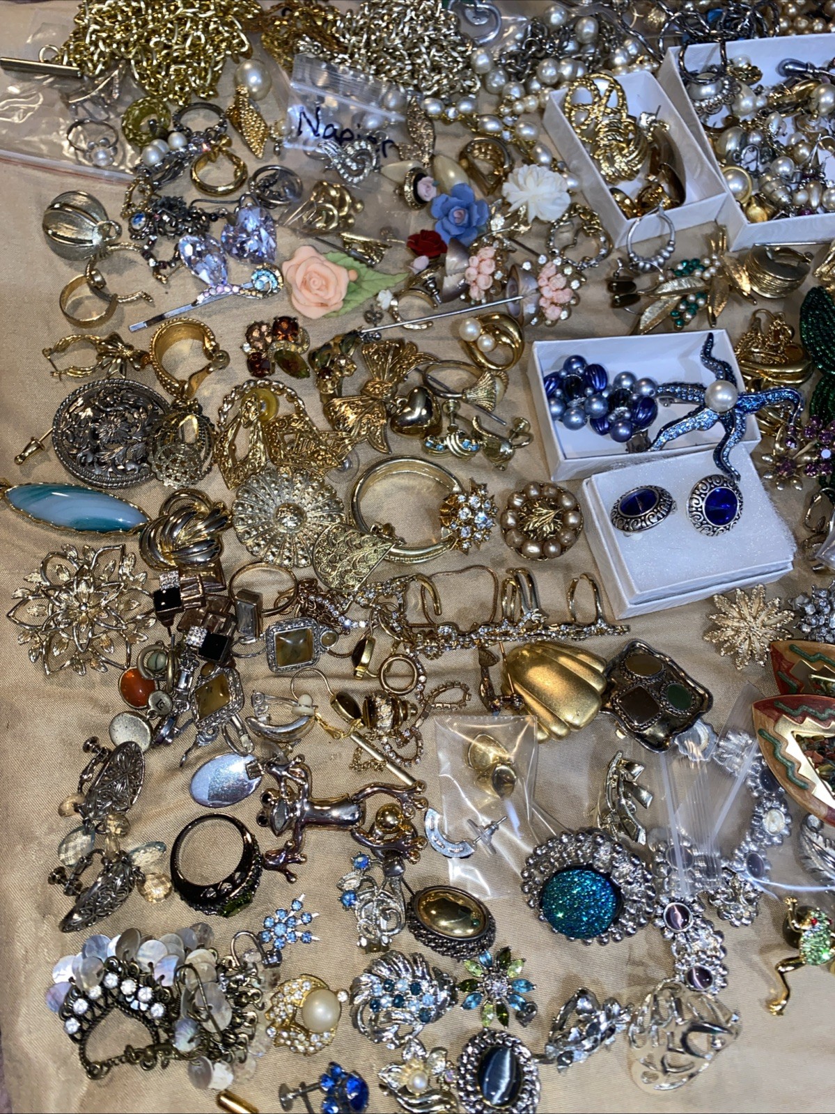 1 Lb POUND Lot Bag Mixed Jewelry Vintage Now Fashion SELL WEAR CRAFT GIFT REPAIR