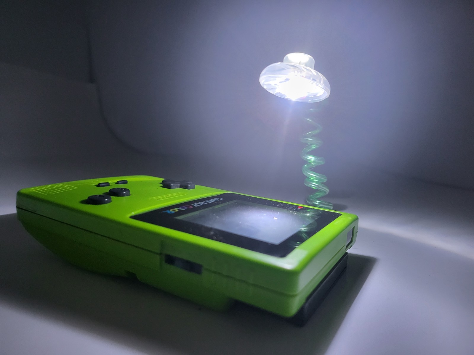 NEW Super Bright LED Worm/Snake Light for Game Boy Color No Batteries Required