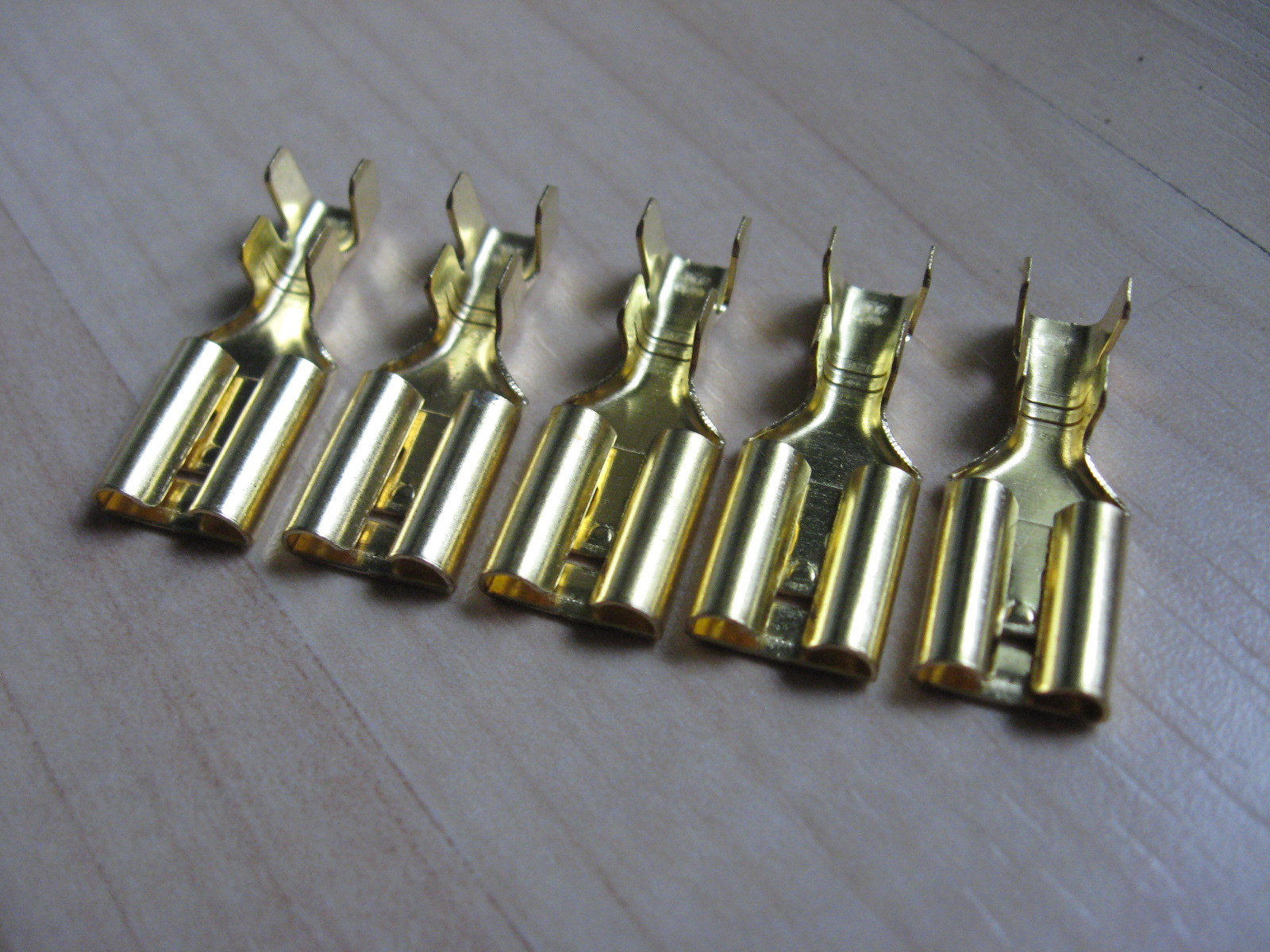 Lot (5) Crimp Terminal Connector Brass 9.5mm 3/8" Female 10-6AWG #E83AD