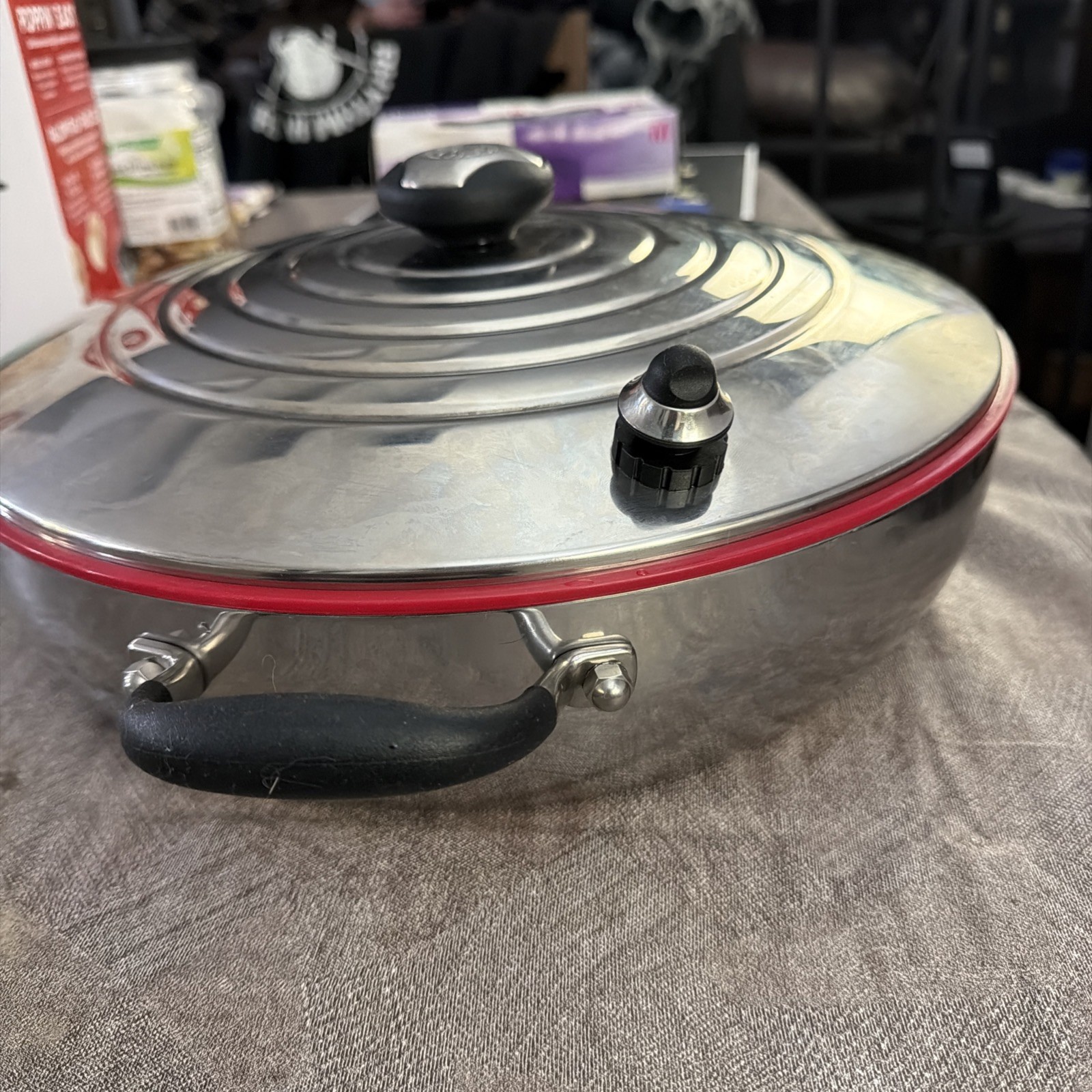 Royal Prestige Novel 14” Pan w/ Lid Waterless Stainless Steel Made Italy