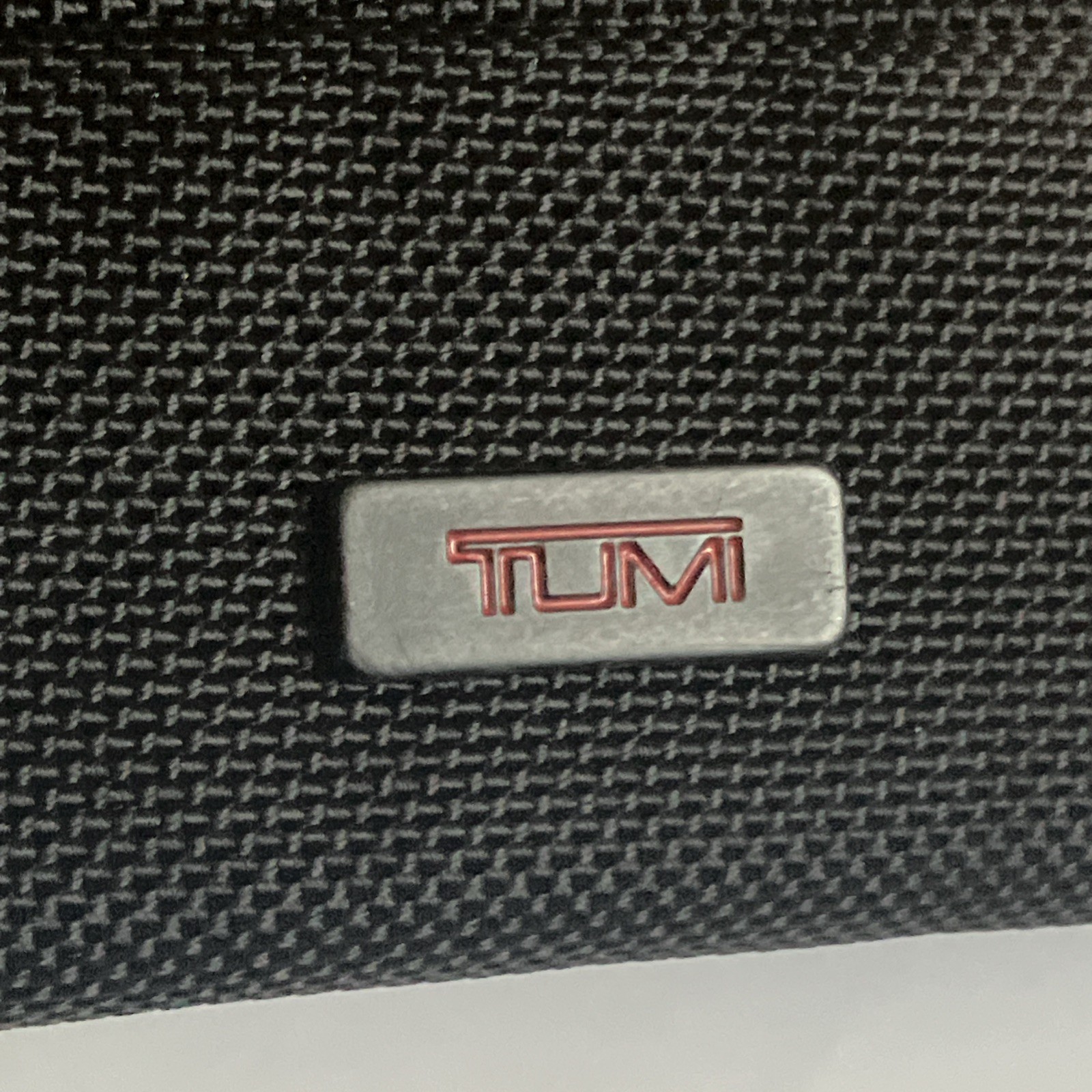 TUMI Accent Accessory pouch Cord Bag Black / Red No Retail Tag