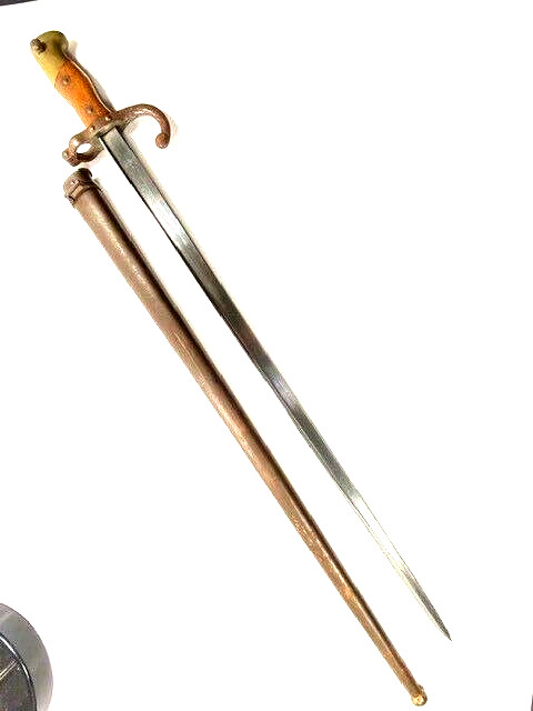 Antique French Bayonet, Mark on blade says "Mre d’Armes St Etienne Janvier 1879"