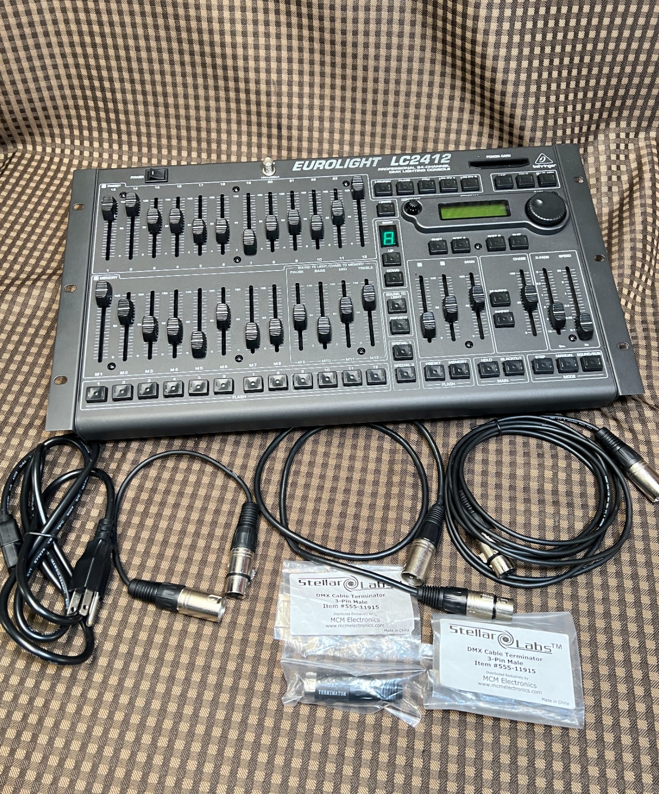 Behringer Eurolight LC2412 Professional 24 Channel DMX Lighting Console + Cables
