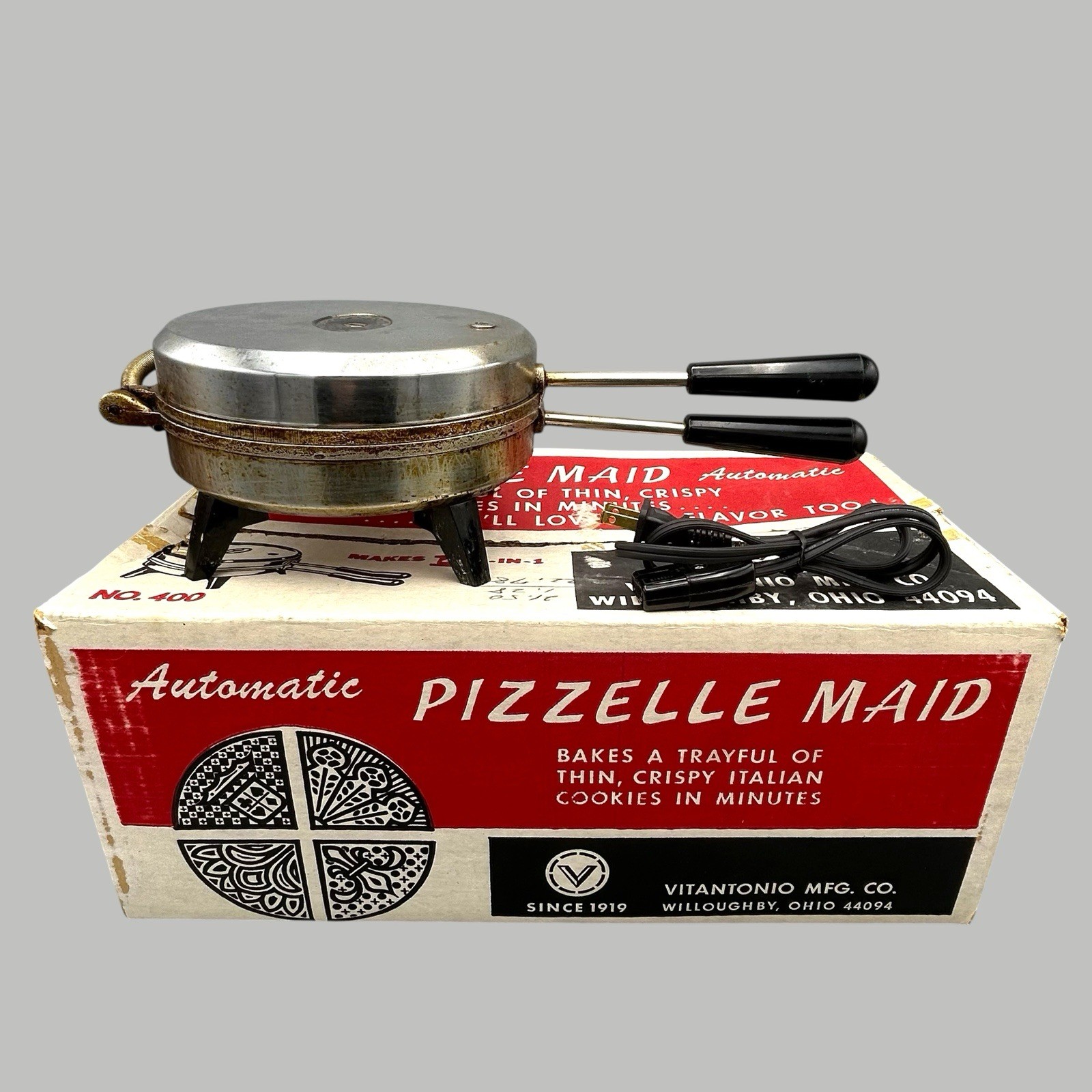 Vitantonio Pizzelle Maid Model 400 Automatic Pizzelle Maker Italian Cookie Used