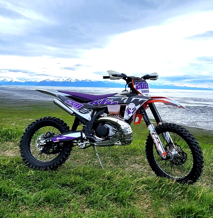 Bash Plate With Pipe Guard For KTM-HUSKY XC-XCW-SX-EXC /TBI 250/300 2T 2024-2025