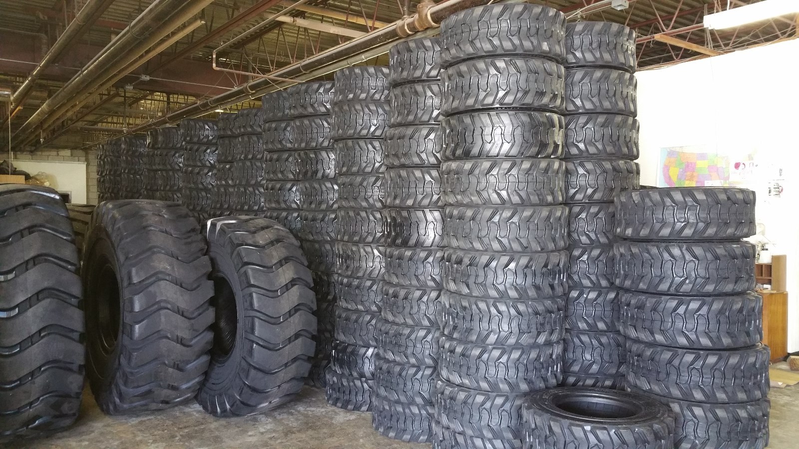 1-TIRE, 12-16.5, 12X16.5 SKS 14 PLY NEW ROAD CREW SKID STEER TIRES FOR BOBCAT