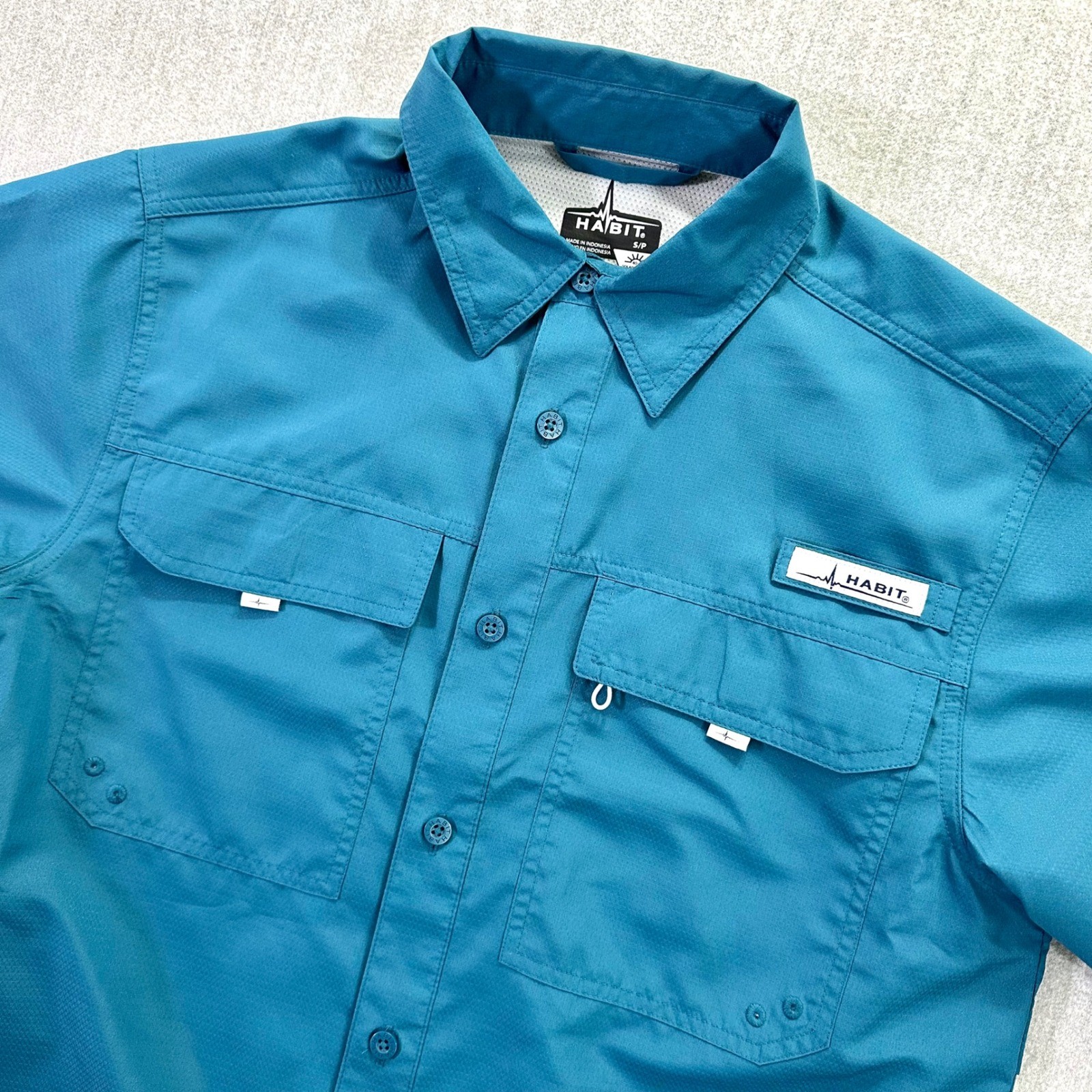 Habit Vented Fishing Shirt Men's Small Blue Short Sleeve Outdoors UPF 40+ Solar