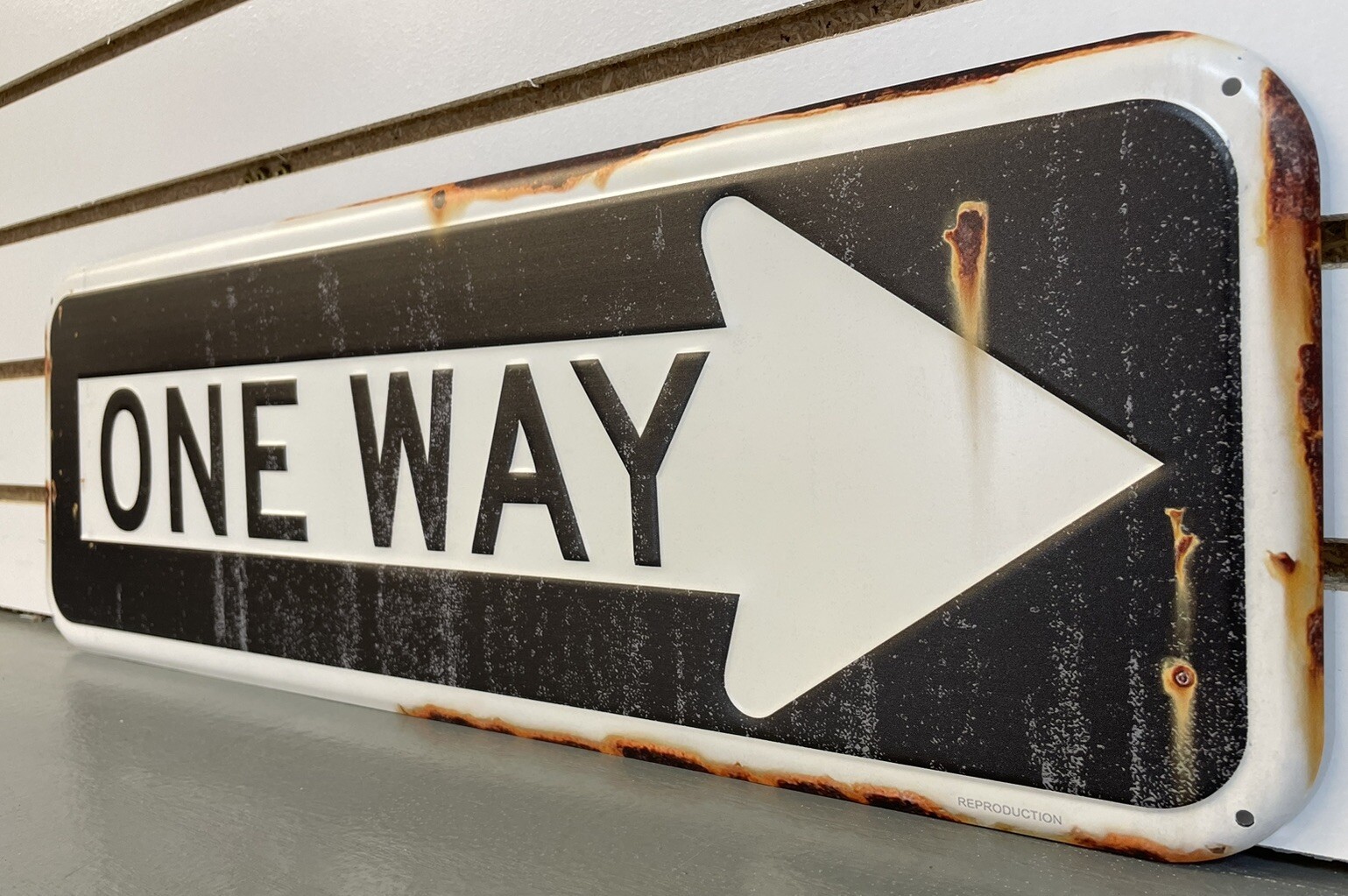 Reproduction ONE WAY Distressed Metal Street Sign Old Classic, Wall Decor 24”x8”