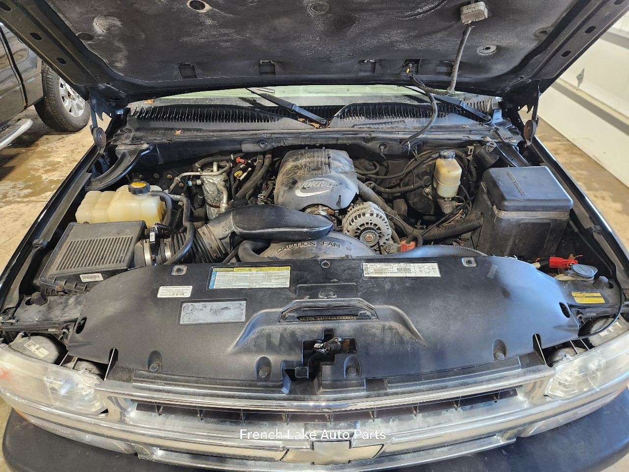 Automatic Transmission 5.3L 4WD 4X4 Fits 2001 SUBURBAN 1500 1327603