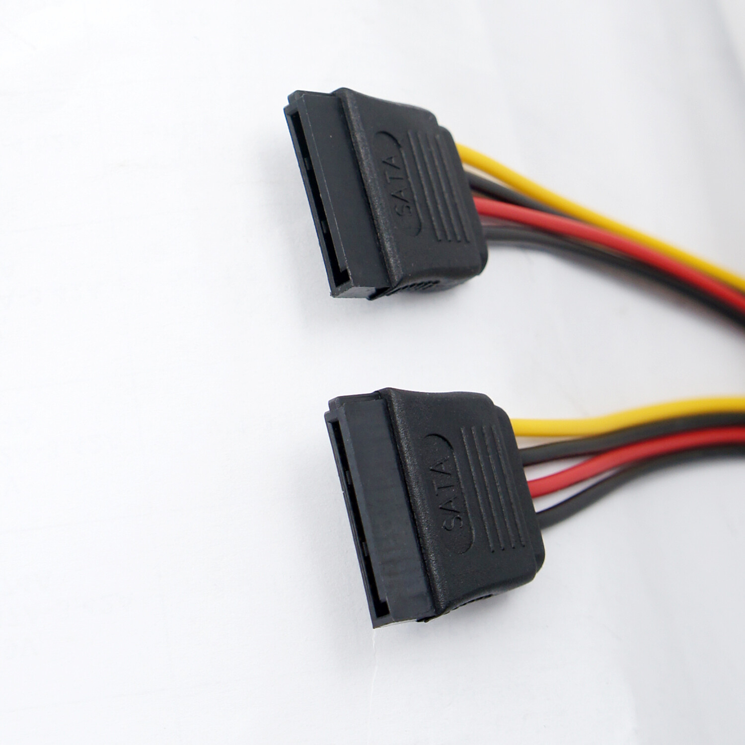 SATA Power 15-pin Y-Splitter Cable Adapter Male to Female for HDD Hard Drive