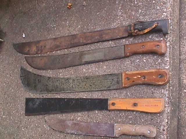 MACHETE LOT FOR RESTORATION