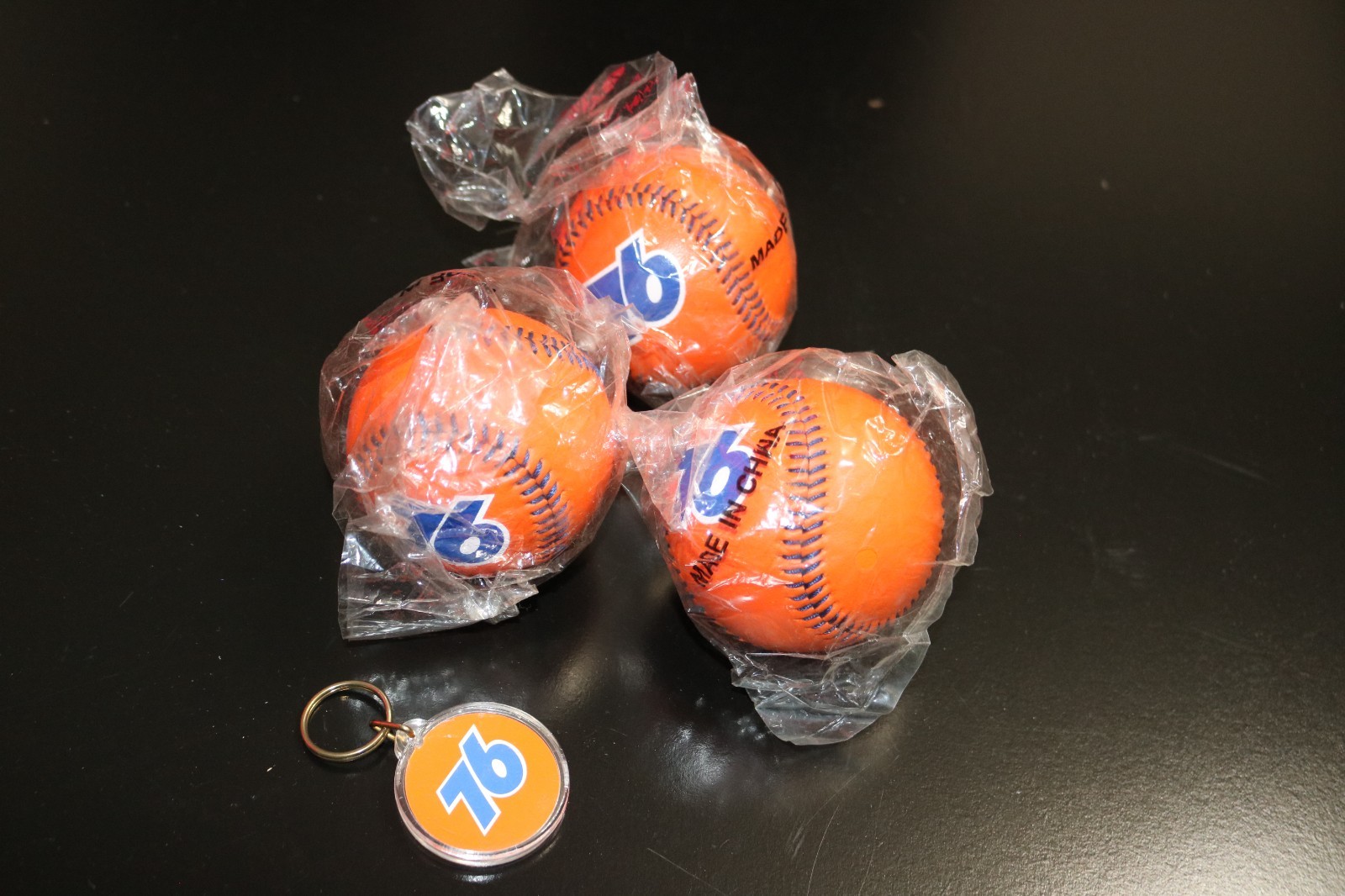 Lot of 3 Union 76 Gas Station Baseballs and a Keychain NOS