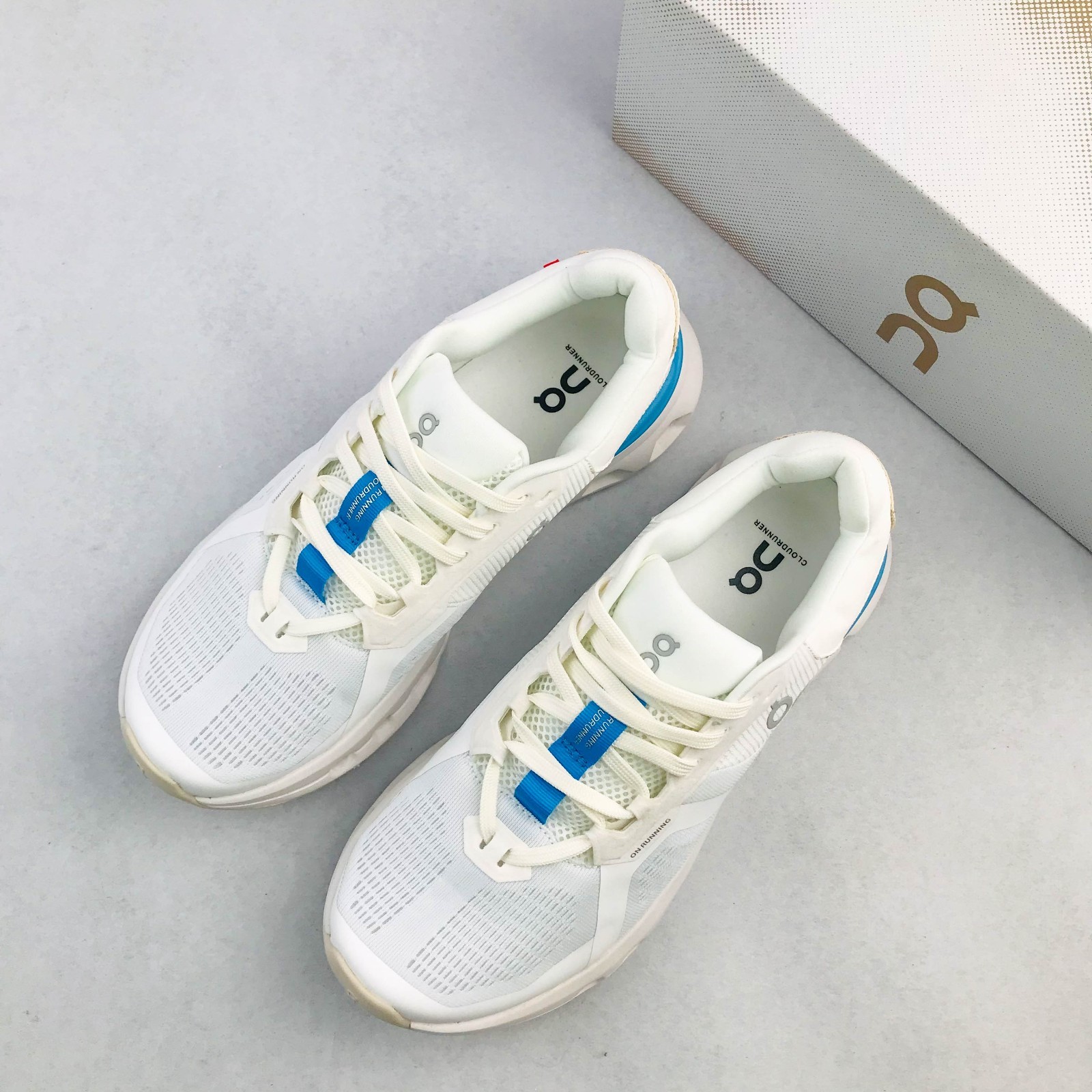 ON Cloudrunner 2 Bule Running Shoes Support Cushion Superfoam Sneakers US 6-9