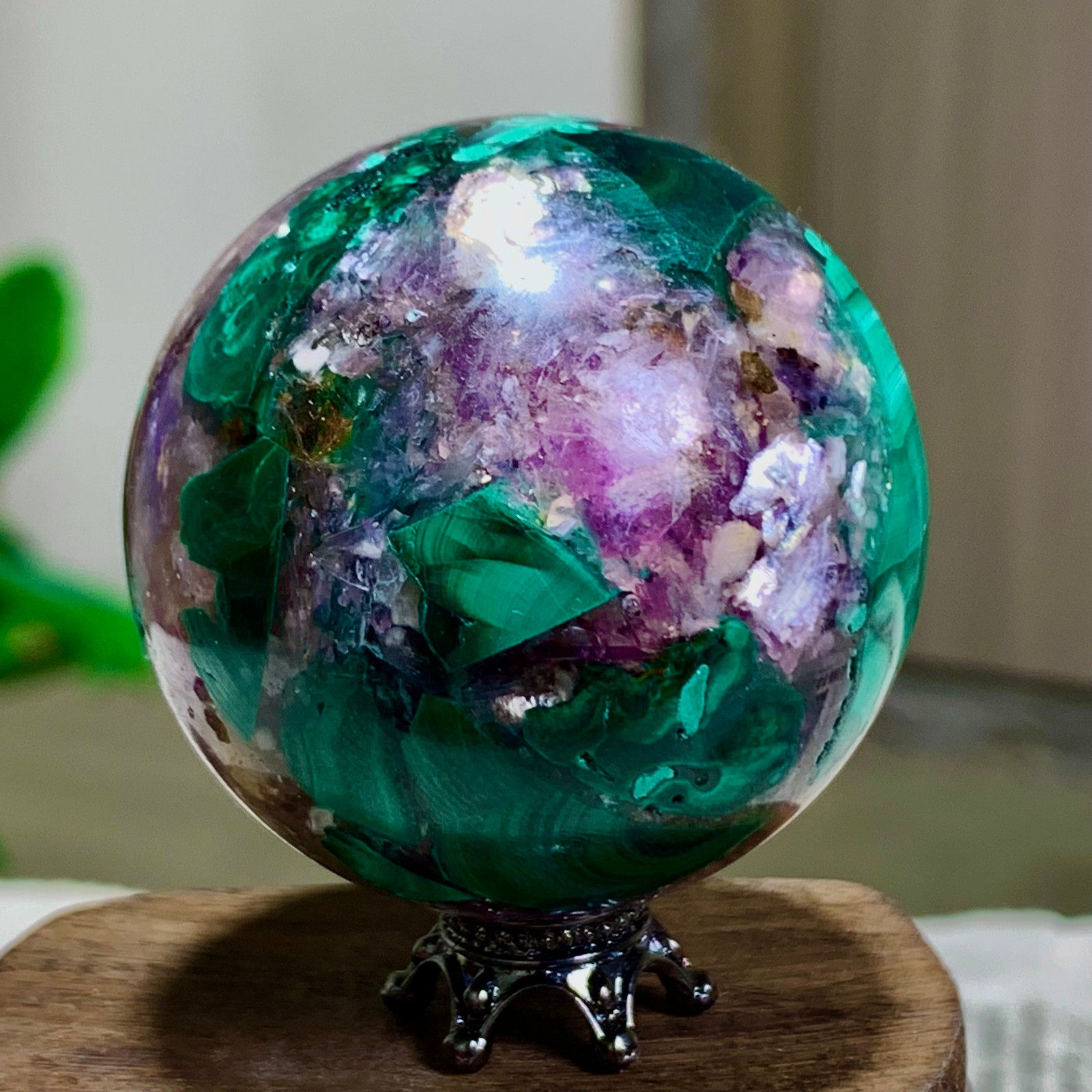 108G Newly discovered rare malachite purple mica symbiotic sphere restoration