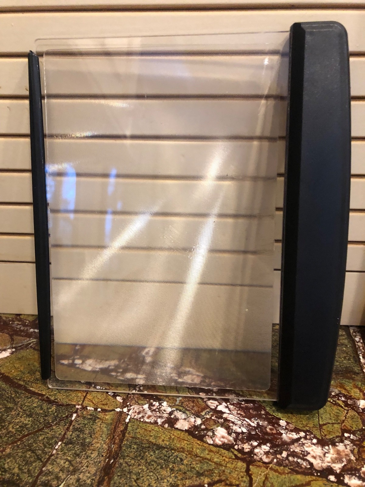 Magnifier LED Reading Light. New in box. Requires 3 AAA batteries (not included)