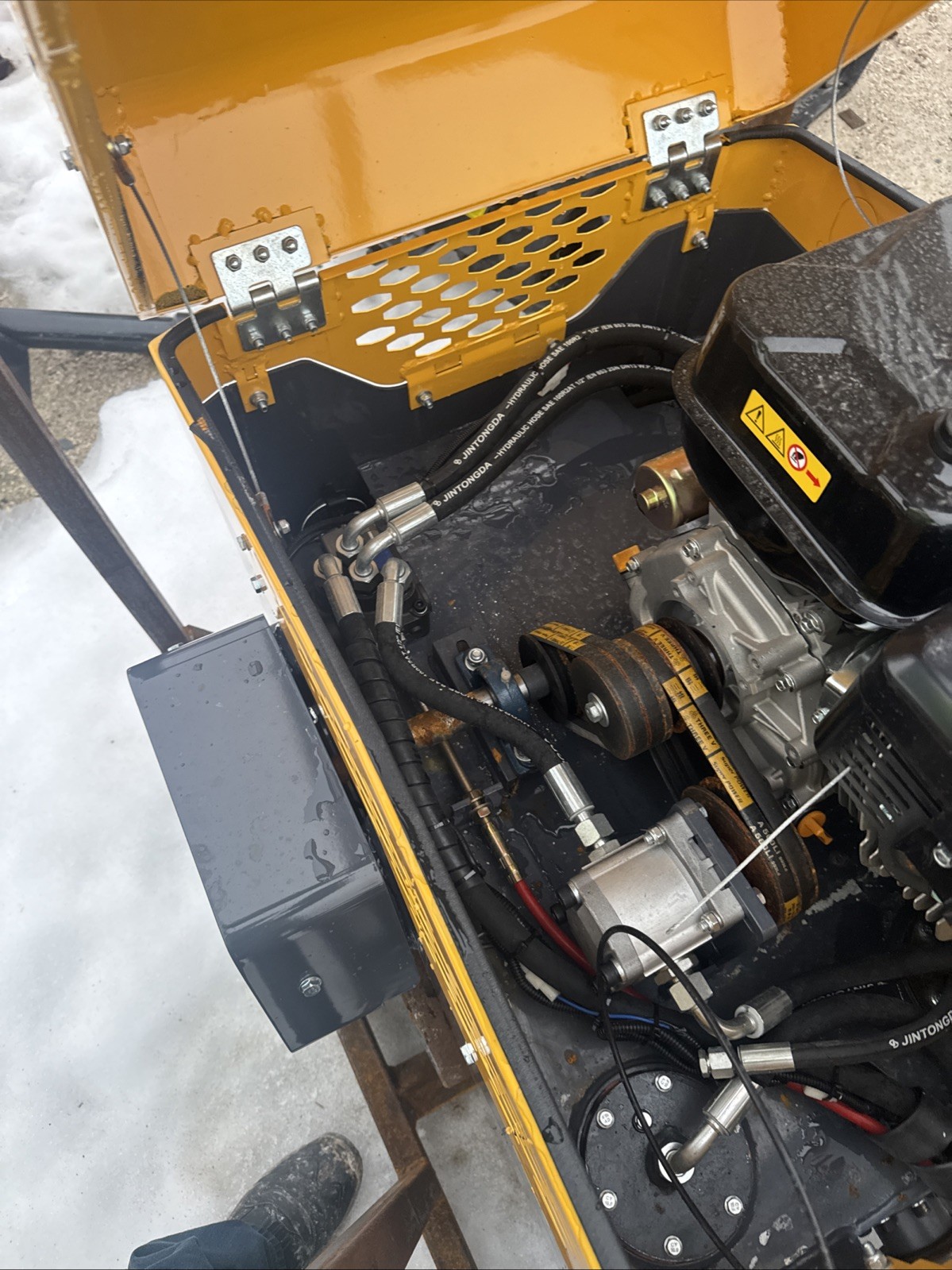 SDOL SL1000 Vibratory Roller Ride On Compactor Asphalt Smooth Drum 13 Hp Gas