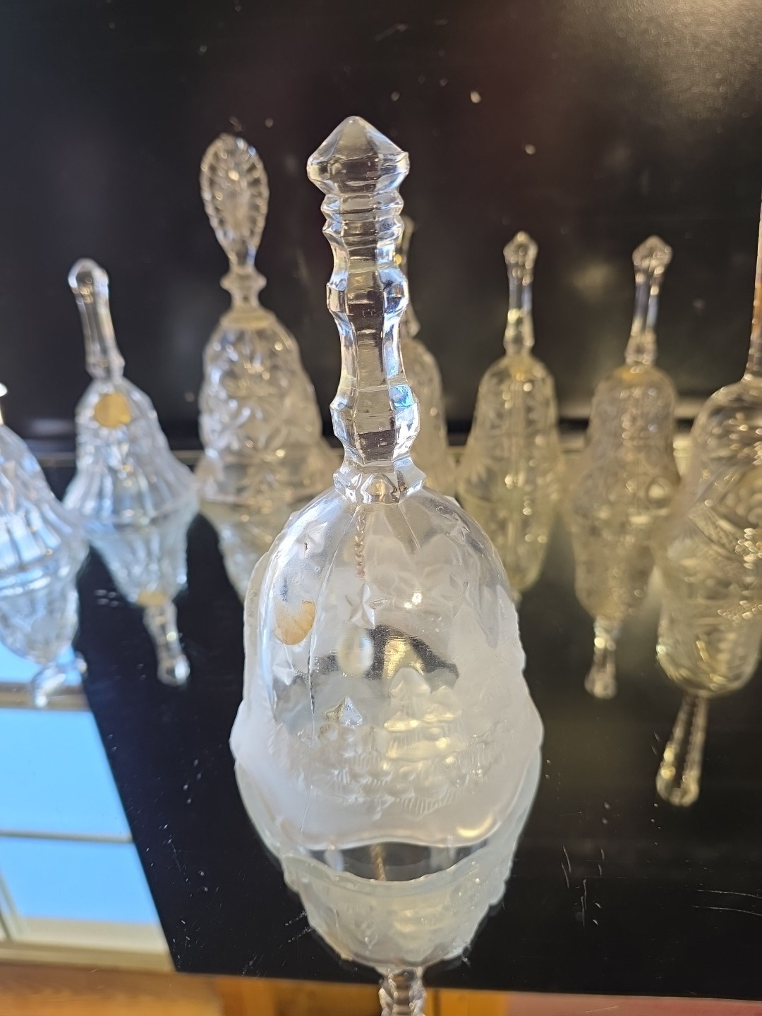 ​Lot 9 Vintage Crystal Glass Bells Waterford 12 Days Christmas Hofbauer Byrdes