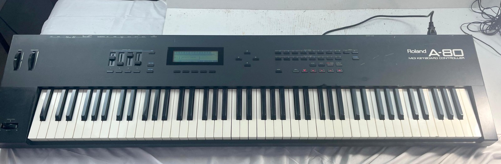 Roland A-80 Professional MIDI Keyboard Controller – Tested, Good Condition