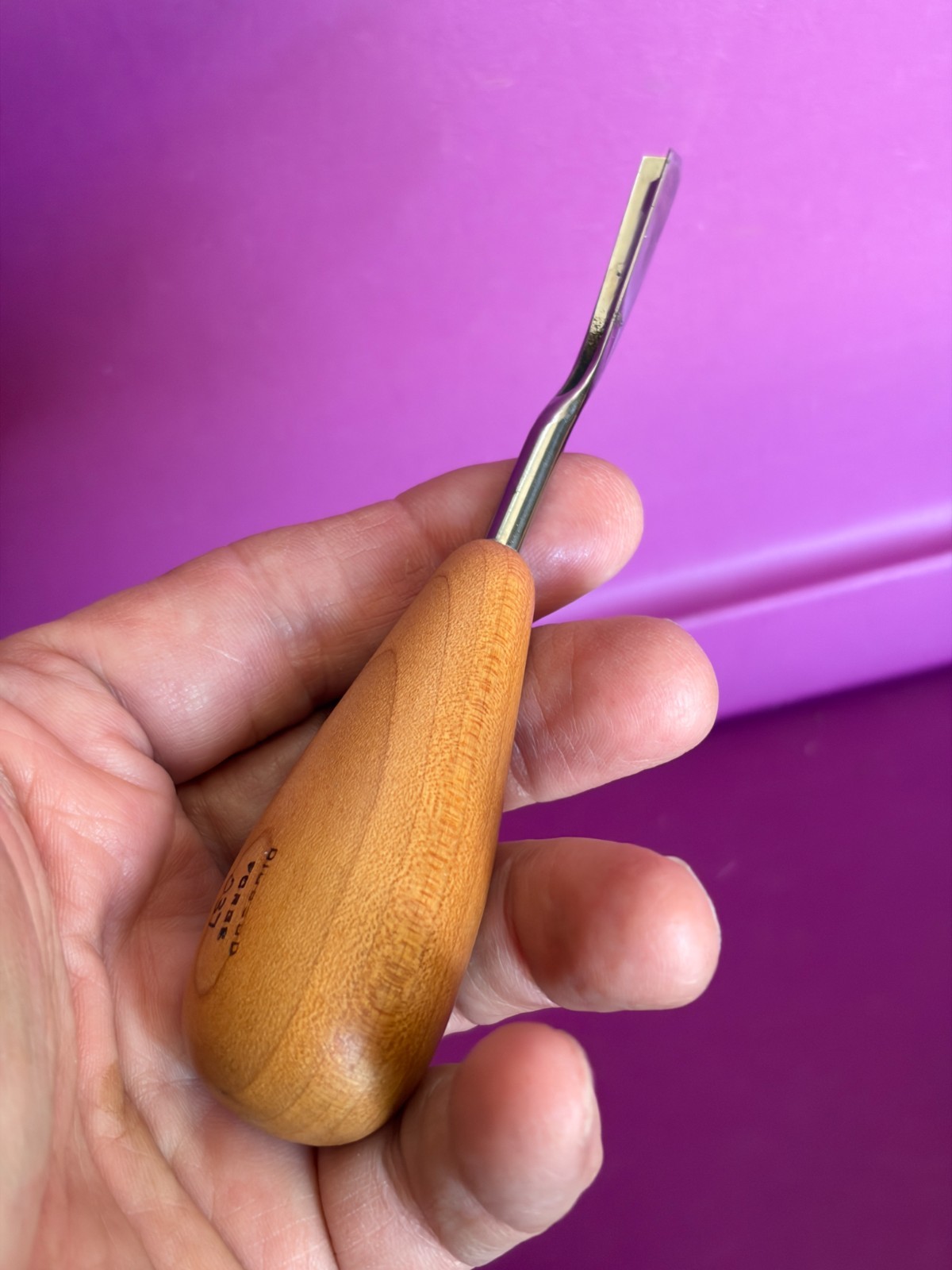 RARE Diobsud Forge 3/16" Wide No. 43 Short Bent 5mm V-Tool In VGC!