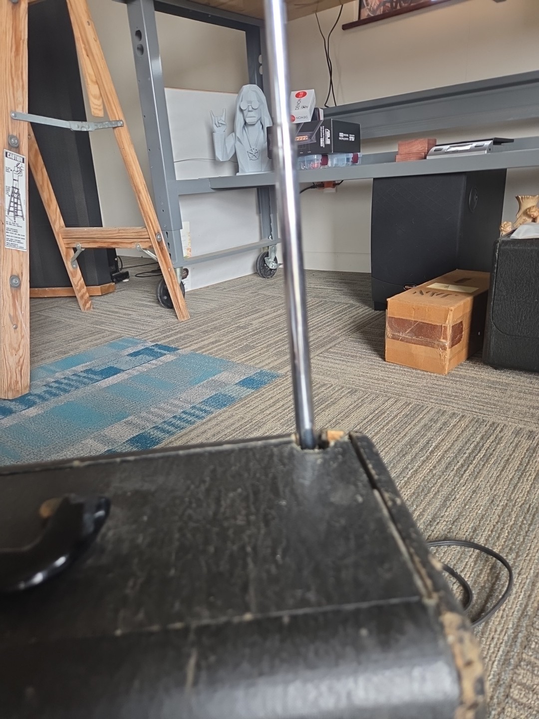 Vintage Zenith Transoceanic Radio G500 Chassis 5G40 - Turns On. For Restoration.