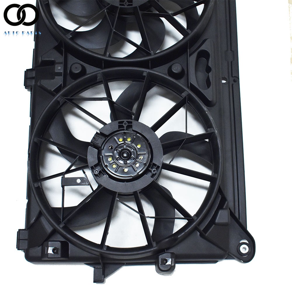 Radiator Condenser Cooling Fan For Silverado Yukon Sierra 5.3L 6.0L 6.2L 4.8L