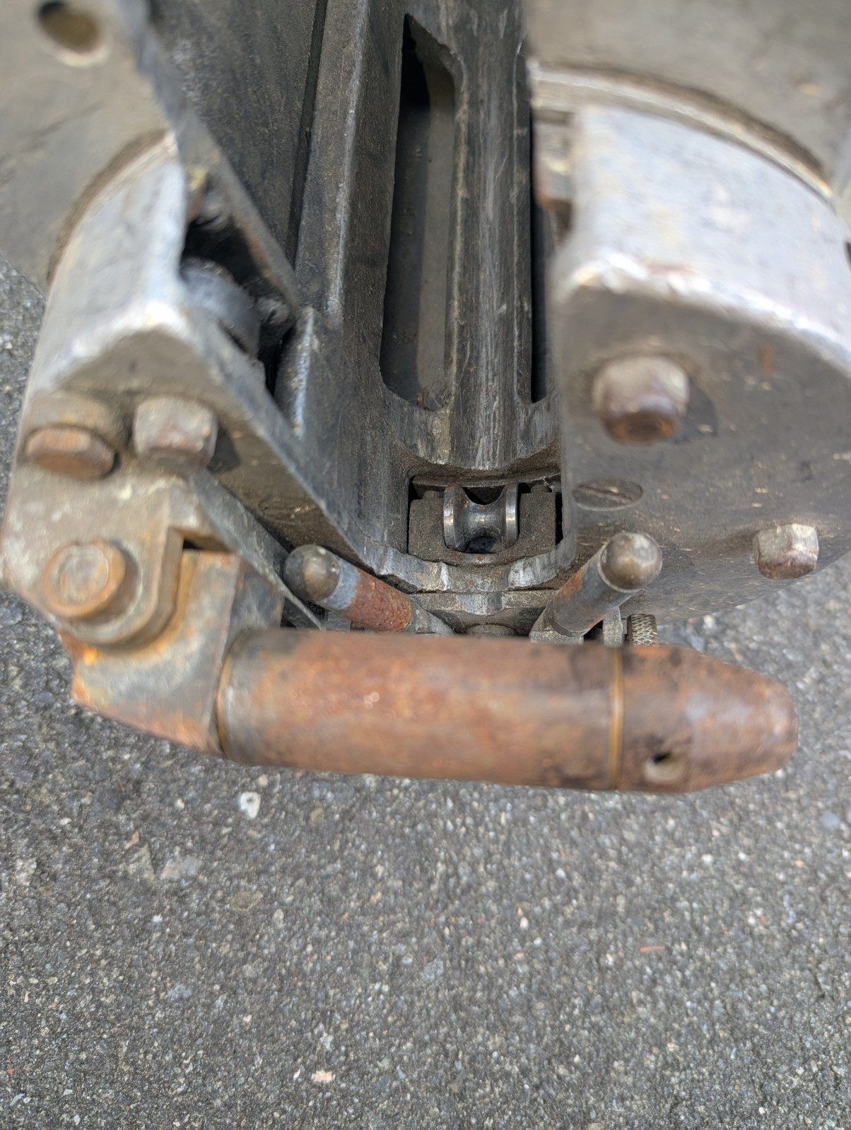 GMP C Cable Lasher - B-650071 Aerial Cable Lasher