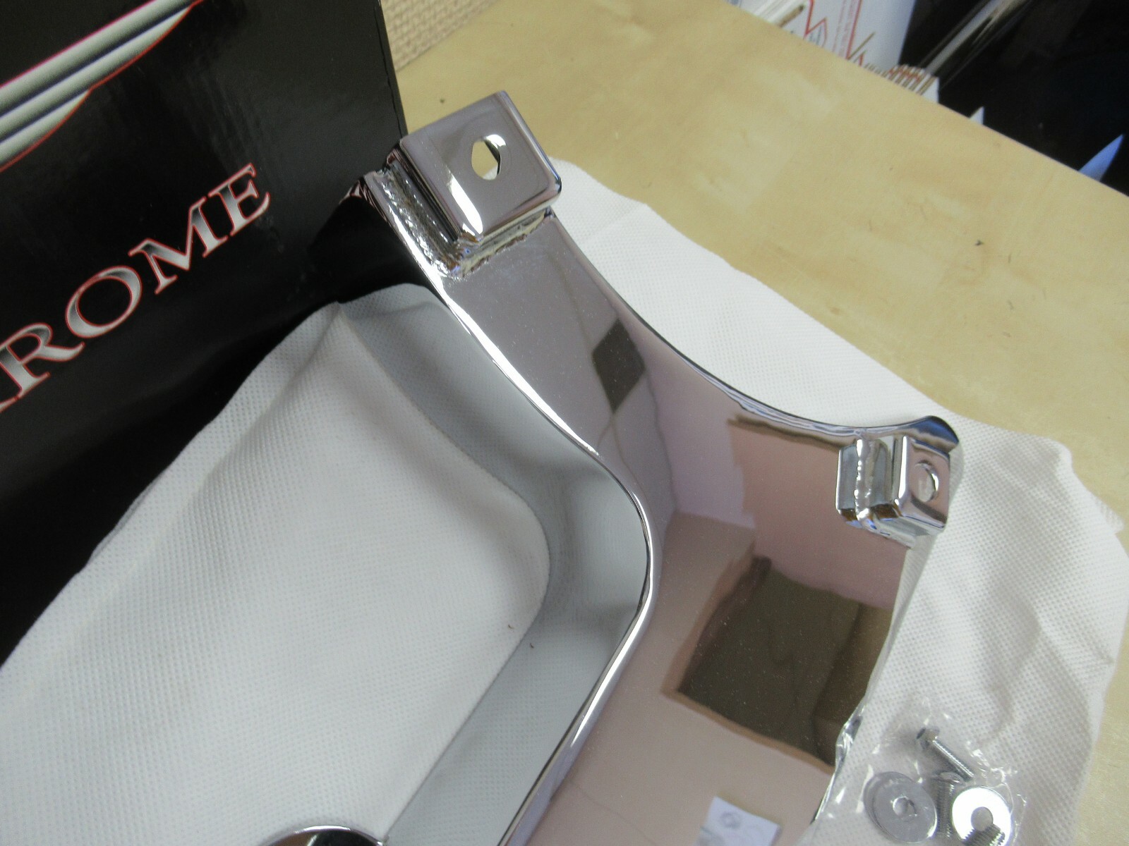 ROADKROME CHROME STEEL LOWER BELT GUARD - KAWASAKI VULCAN VN2000 2004-10