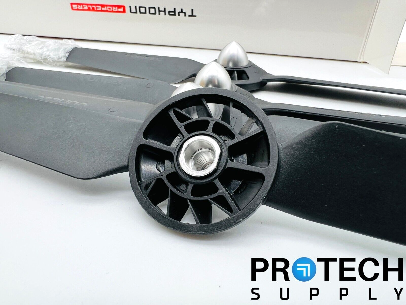 YUNEEC Typhoon Q500 4K Propellers for Typhoon G/H Quadcopter 4-Pack Prop Set