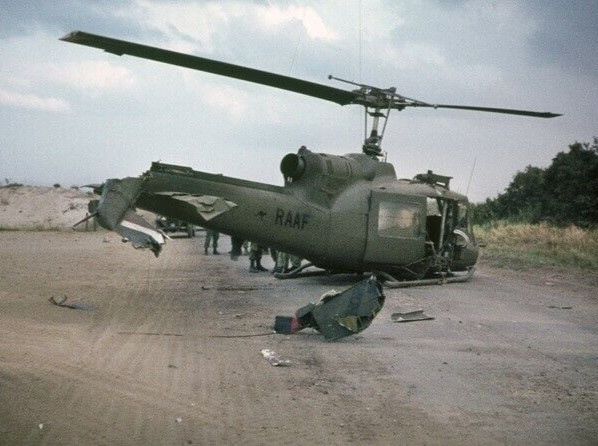 Vietnam  War  Photos --   Crashed   UH-1 Huey