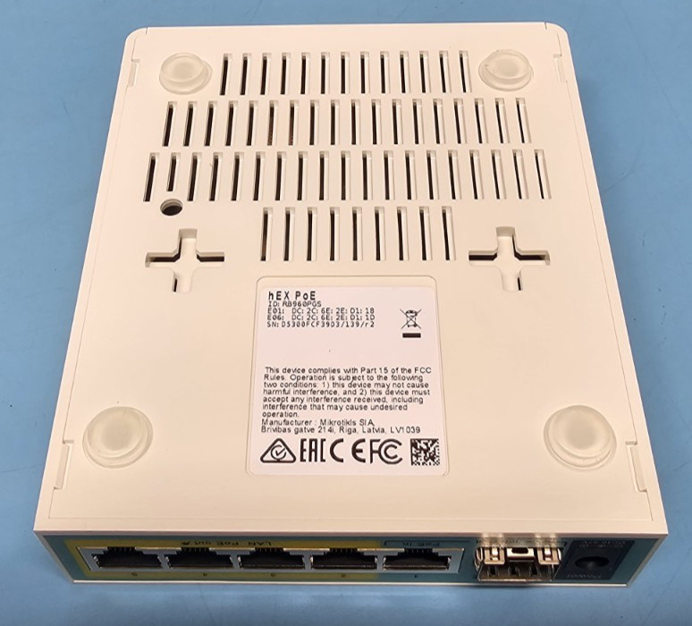 New, MikroTik RB960PGS RouterBoard Hex Poe 5 Port Gigabit Ethernet Router.