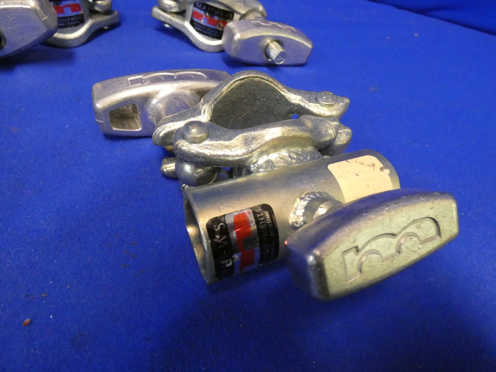 Matthews 425158 Jr. Grid Clamp, 5 Mutual Hardware Swivel Grid Clamp, 2 Flat Side