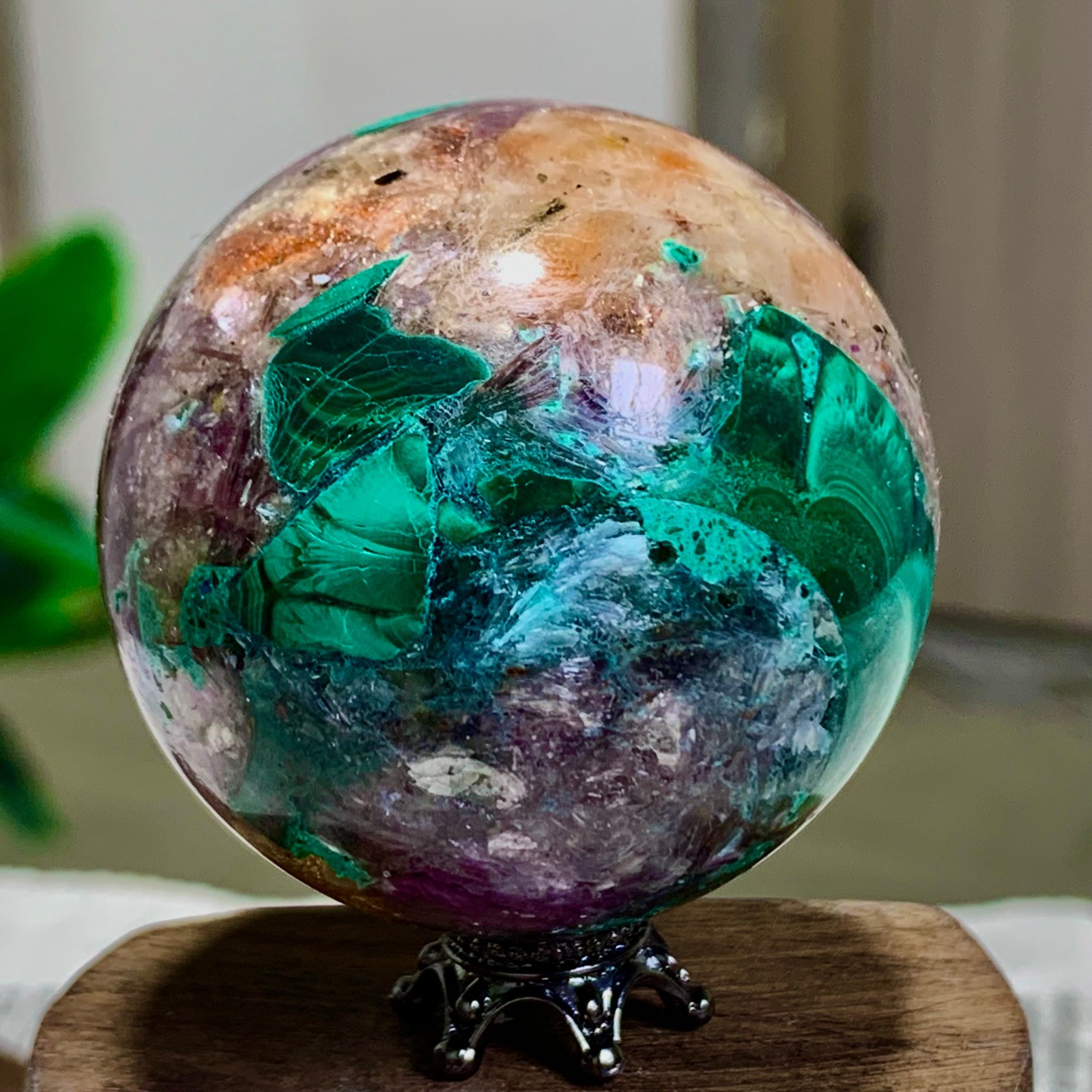 127G Newly discovered rare malachite purple mica symbiotic sphere restoration