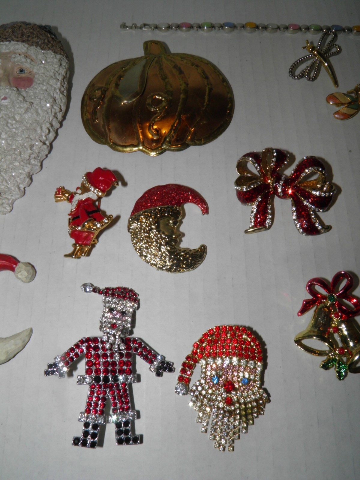 Jewelry Lot of 17 Items Christmas Wildlife Brooches Bracelets For Wear or Crafts