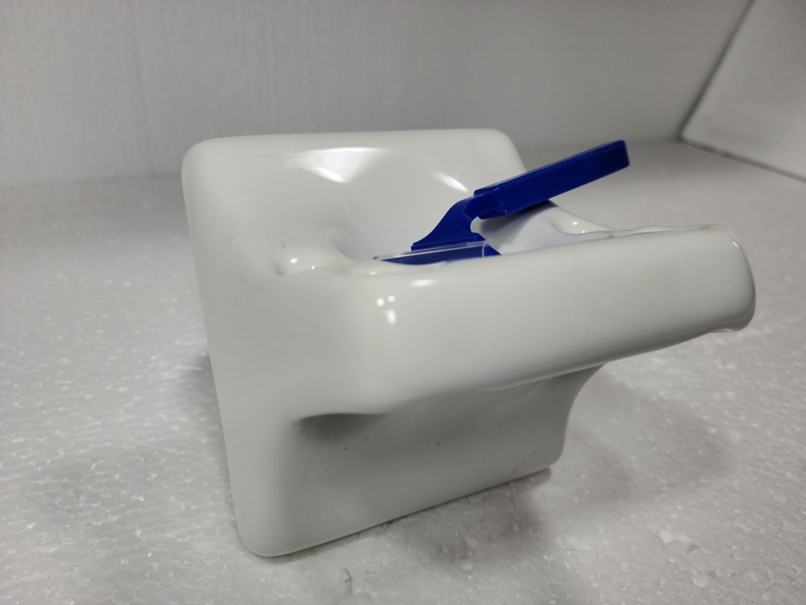 Vintage Bright White Ceramic Toothbrush Holder Tumbler Cup Tray Daltile 0190