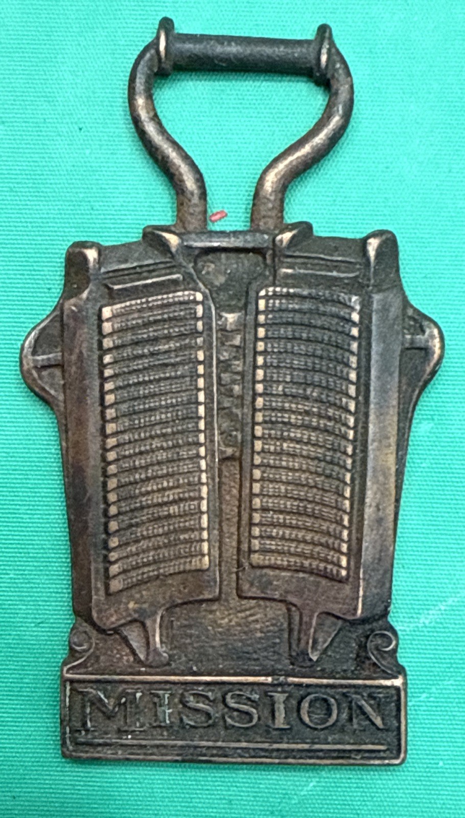 Vintage MISSION PISTON & ROD CO. Emblem Watch Fob￼