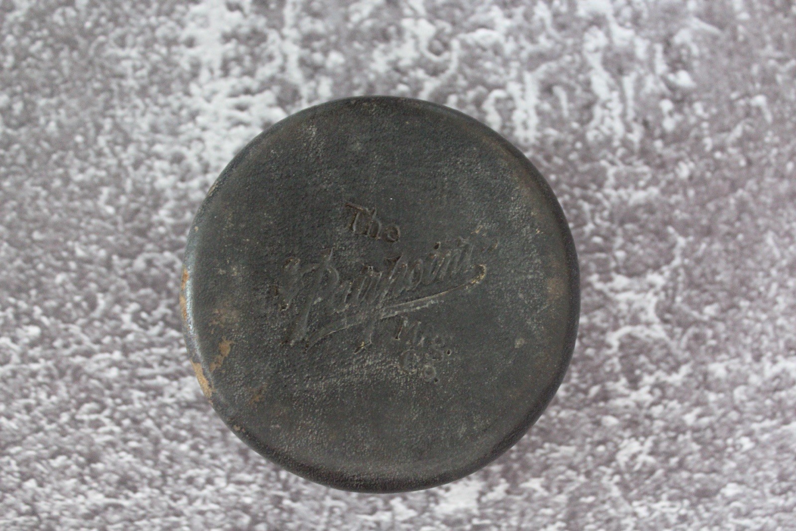 Pairpoint Mfg Co Collapsible Cup Quadruple Silver plate with Leather Case