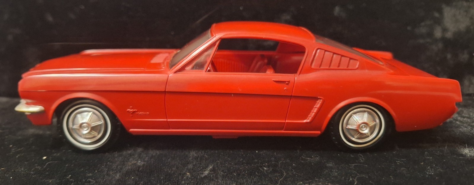 Vintage 1965 AMT Red FORD MUSTANG FASTBACK Dealer Promotional Plastic Model Car