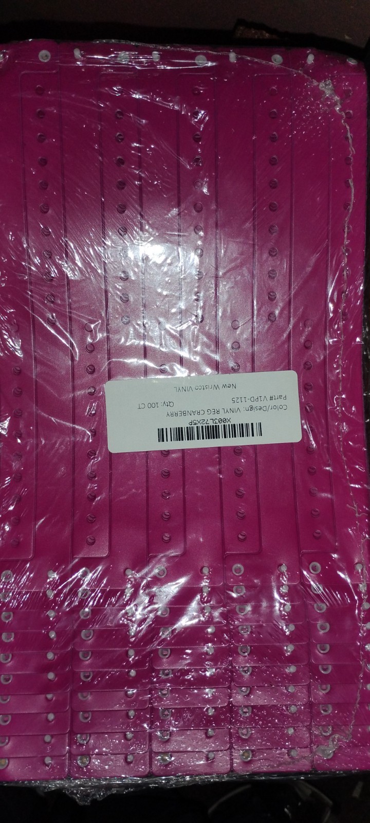 100 Ct  3/4"  BRIGHT Magenta PLASTIC/VINYL Premium WRISTBANDS For Party Or Event