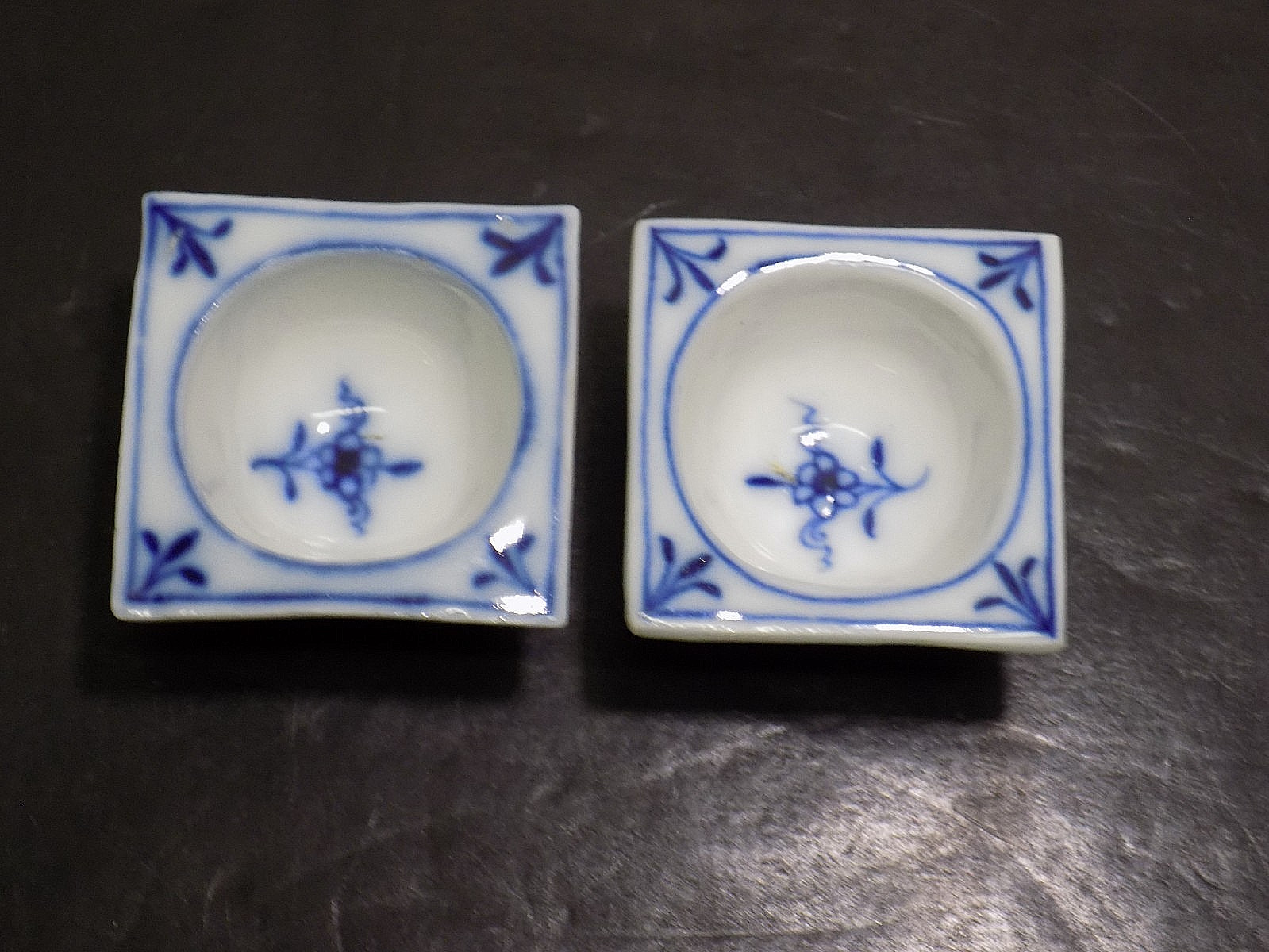 Pair Meissen Blue Onion Porcelain Open Salt Cellar Dishes