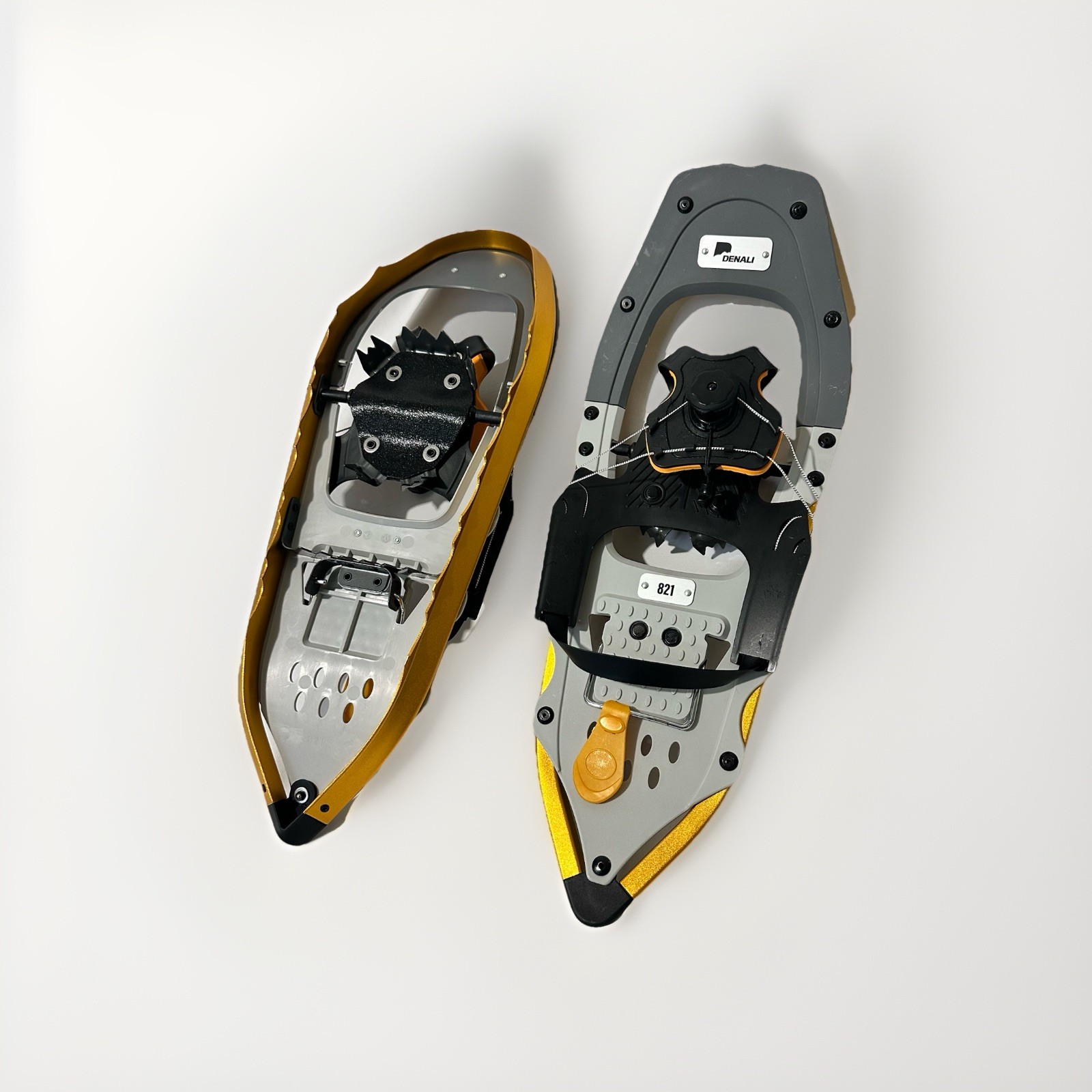 Denali Sawtooth Spin Snowshoes 8x21 | Trail Hiking Set w/ Poles & Bag 150 lb